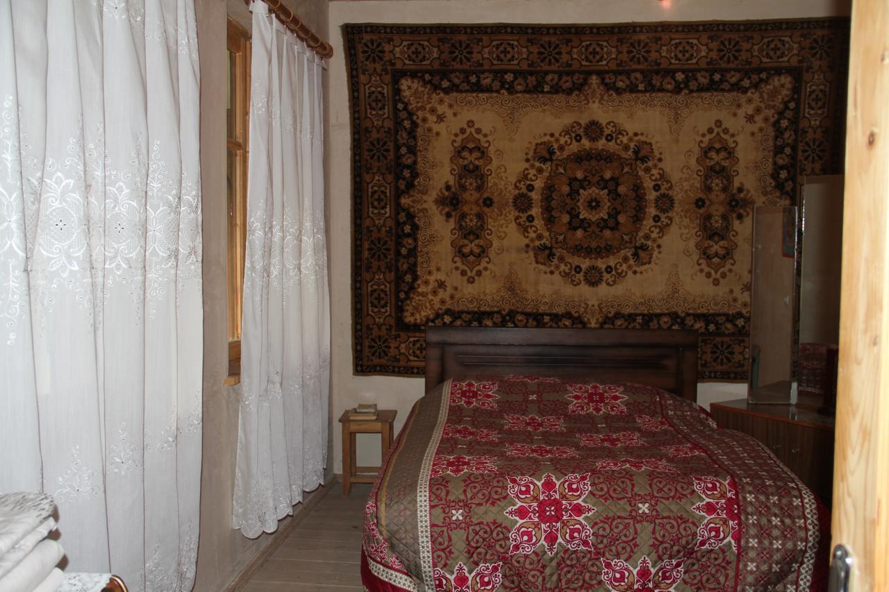 Marine'S Guest House Ananuri Ngoại thất bức ảnh